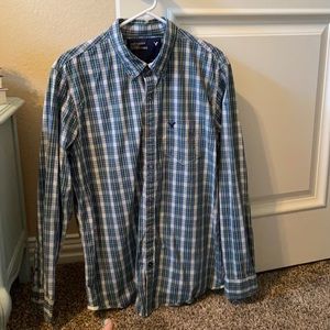 Men’s casual dress shirt